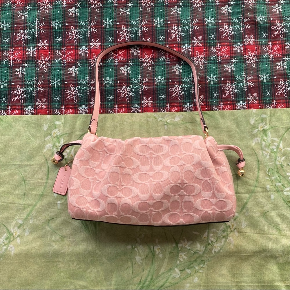 Coach Pink Signature Jacquard Shoulder Bag with Gold Hardware - Picture 3 of 9